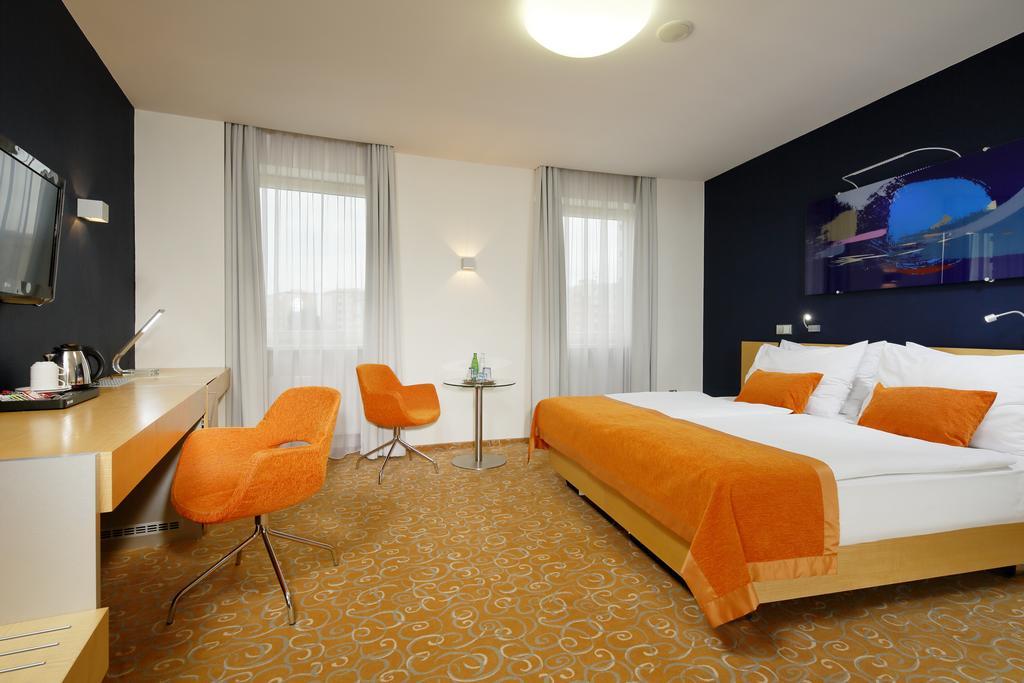 Orea Hotel Atrium Otrokovice Rom bilde