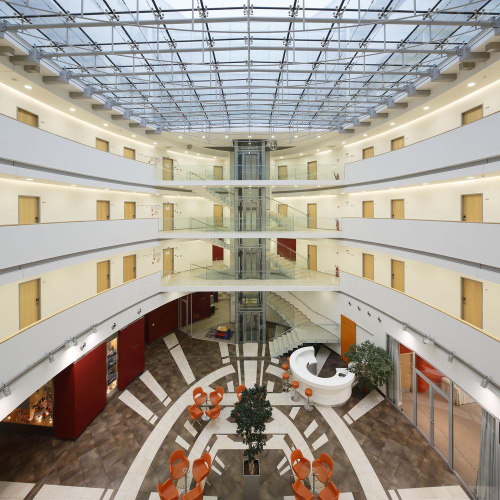 Orea Hotel Atrium Otrokovice Eksteriør bilde
