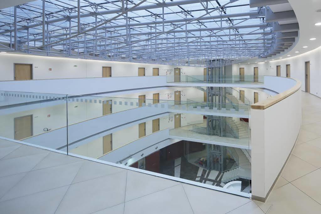 Orea Hotel Atrium Otrokovice Eksteriør bilde